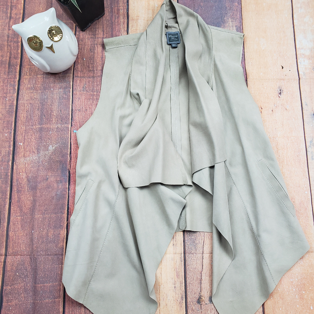 Seventy Two Changes Leather Vest with pockets